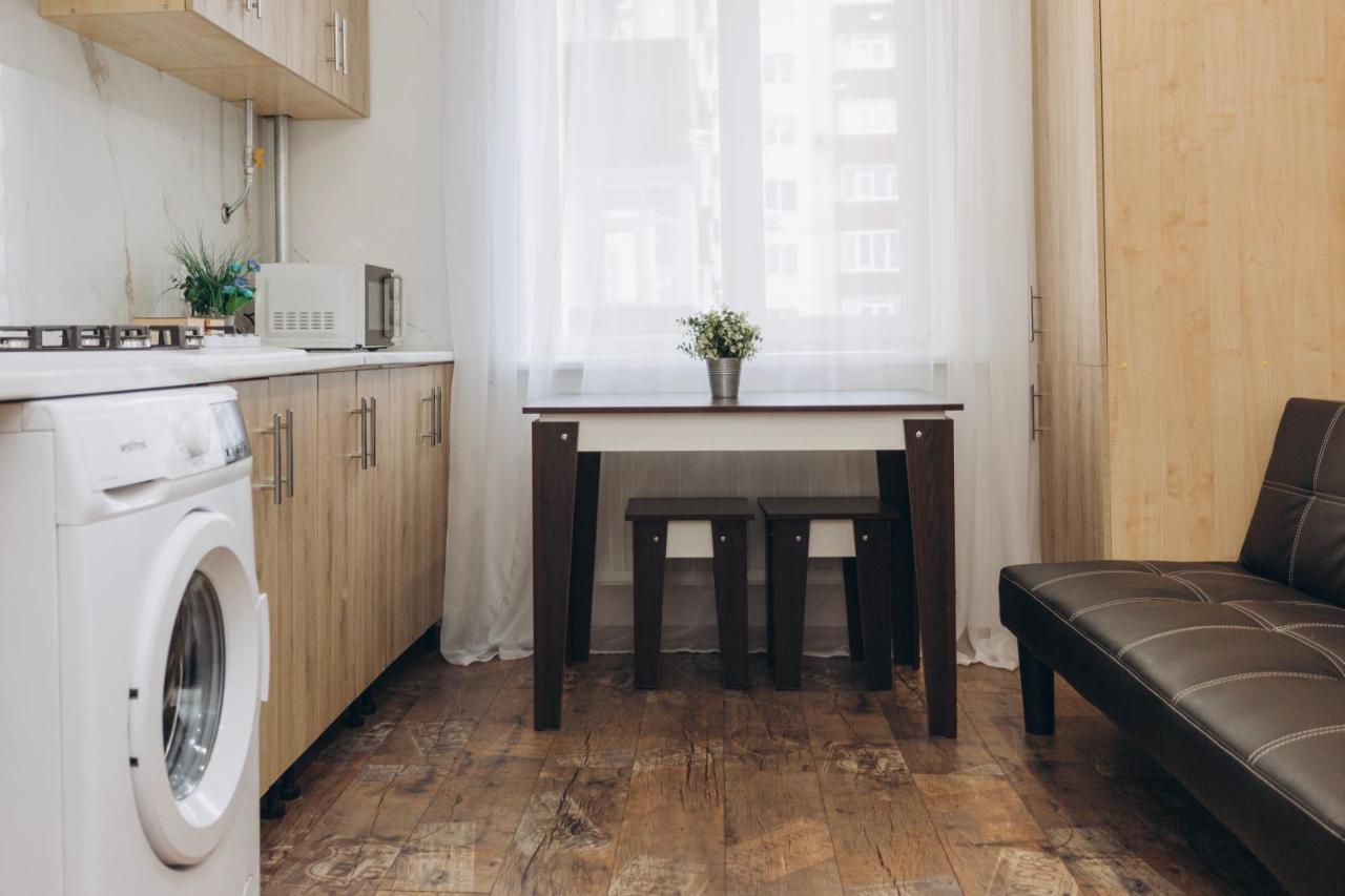 Luxe Apartments 5.26 Near Lavina 5 Floor Сумы Экстерьер фото